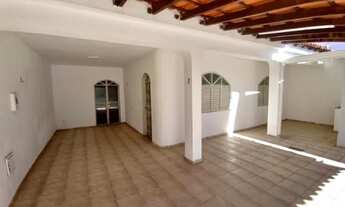 Imagem 2: QNM 5, Ceilândia Sul - Casa de três quartos, moradia na lateral e aceita financiamento