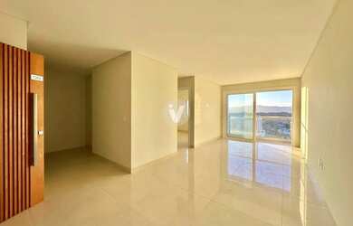 Imagem 2: Alto Padrão! Apto com Vista Definida, 2 Dorms e Infraestrutura Completa!