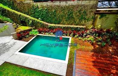 Imagem 4: Casa à venda e para alugar em Valinhos, Condomínio Chácara Flora, com 3 suítes, com 450 m²