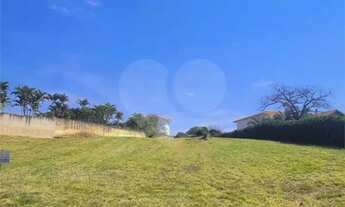 Imagem: Terreno à venda no condomínio Acmti