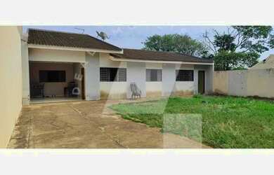 Imagem: Casa a venda no bairro Parque das Bandeiras