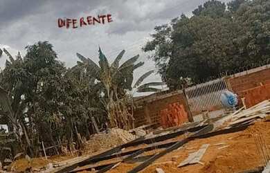 Imagem 2: Vendo lote com casa a terminar