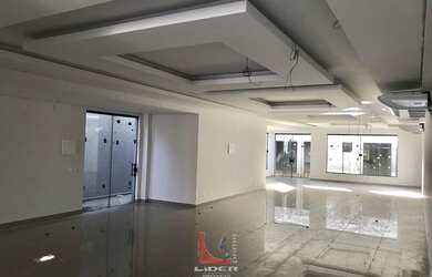 Imagem 7: Prédio comercial na Jose Luca Atibaia