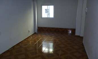 Imagem 2: Apartamento para venda tem 87 metros quadrados com 2 quartos em Centro - Belo Horizonte