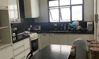 Imagem 7: Apartamento para venda possui 153 M², com 5 quartos