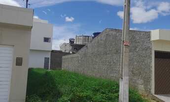 Imagem 2: Chão de casa Terreno / lote com venda por R$78.000