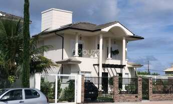 Imagem: Lindo sobrado no melhor loteamento no Campeche