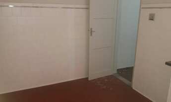 Imagem 2: Contac Negócios Imobiliários vende apartamento tipo casa, localizado no térreo