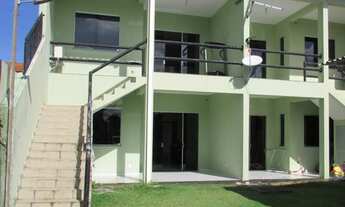 Imagem: Terreno murado e com portão eletrônico