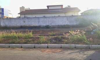 Imagem: Terreno sobre esquina a venda no Morada