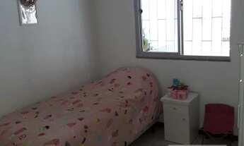 Imagem 7: PALHOçA - Casa Padrão - Madri