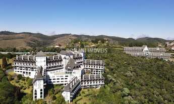 Imagem 2: Maravilhoso Flat à Venda no Condomínio Home Green Home - Campos do Jordão/SP