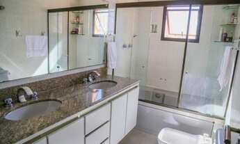 Imagem 15: Apto com 184 m² sendo 4 dormitórios, 1 suíte, 3 vagas, lazer por R$ 950.000- Centro - Sant