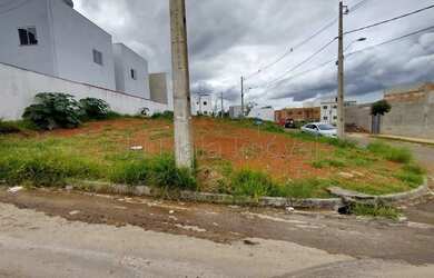 Imagem 2: Cód. 10444 - Lote de esquina no bairro Parque Real !!!