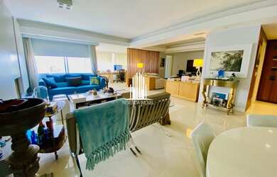 Imagem 2: Dormitório: 3 Suíte: 3 Banheiro: 5 Vaga: 3 Área Útil: 185m2