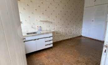 Imagem 3: Casa com 5 quartos - Bairro Santa Mônica em Uberlândia