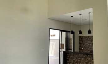 Imagem 2: Oportunidade Casa de condomínio para venda possui 180 metros quadrados com 3 quartos