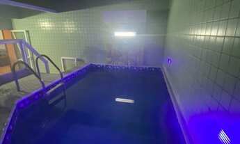 Imagem: Cobertura com piscina vista mar