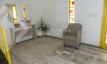 Imagem 2: PORTO ALEGRE - Apartamento Padrão - Azenha