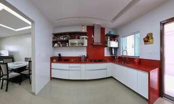 Imagem 3: Casa para venda tem 215 metros quadrados com 3 quartos