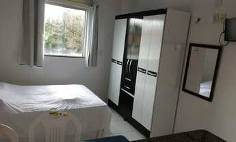 Imagem: Kitnet mobiliada com central de ar condicionado