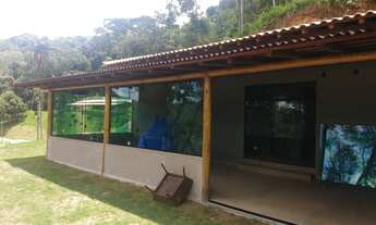 Imagem 4: Linda casa de condomínio com 3 quartos localizada em Acuruí, Minas Gerais