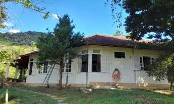 Imagem 2: Casa em Condomínio para Venda em Teresópolis, Vargem Grande, 4 dormitórios, 1 suíte, 2 ban