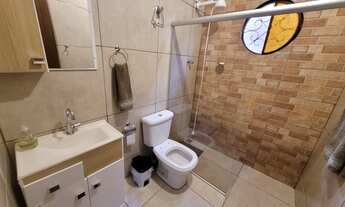 Imagem 5: Casa para venda possui 250 metros quadrados com 3 quartos em Marapé - Santos - SP