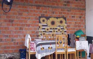 Imagem 4: Duas casas no mesmo terreno na avenida principal perto da Escola Mata Roma