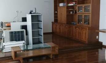 Imagem 2: Brooklin Velho, Casa térrea com 490m² com 7 quartos sendo 4 suítes e 4 vagas em bairro arb