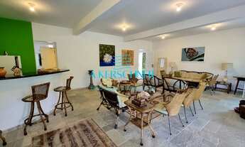 Imagem 7: Casa disponível para venda ou locação com 7 dorms em rua tranquila, próximo da praia