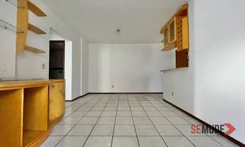 Imagem 4: Apartamento para venda possui 67 m² com 2 quartos, 1 suite em Carvoeira - Florianópolis