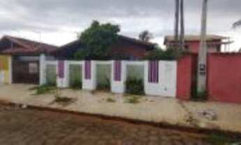 Imagem: Ótima casa à venda com edícula, localizada