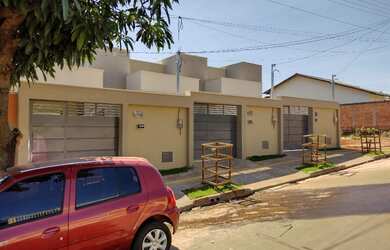 Imagem 3: Casa para venda possui 77 metros quadrados com 2 quartos em Residencial Petrópolis - Goiân