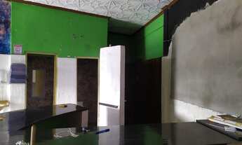 Imagem: Ponto comercial em Brotas em frente ao Laboratório