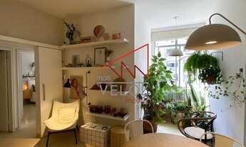 Imagem 3: Apartamento para venda tem 94 metros quadrados com 3 quartos em Laranjeiras - Rio de Janei