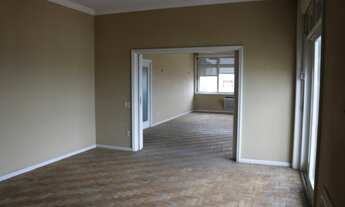 Imagem 2: Apartamento para venda possui 250 metros quadrados com 3 quartos em Centro - Pelotas - RS