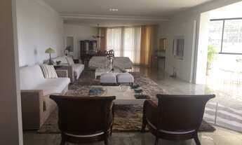 Imagem 5: Apartamento com quatro suítes, nascente, mobiliado, varanda, 4 vagas de garagem