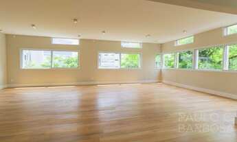 Imagem: R. Aracaju - 200m² - 3 Dormitórios - Reformado