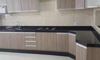 Imagem 2: Casa para venda possui 60 metros quadrados com 2 quartos em Iguaçu - Araucária - PR