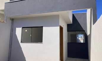 Imagem: Casa nova com 03 dormitórios sendo uma