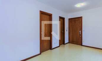 Imagem 3: Apartamento para Aluguel - Petrópolis, 1 Quarto, 53 m2