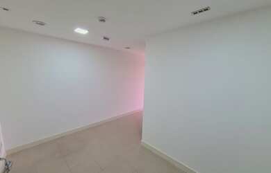 Imagem 2: SHLS 716 - CENTRO CLINICO SUL - LOCAÇÃO SALA COM BANHEIRO - 40m²