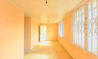 Imagem 3: Casa para venda com 3 quartos em Tarumã - Curitiba - PR