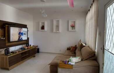 Imagem 2: Casa para Venda em Rio de Janeiro, Grajaú, 3 dormitórios, 1 banheiro, 1 vaga