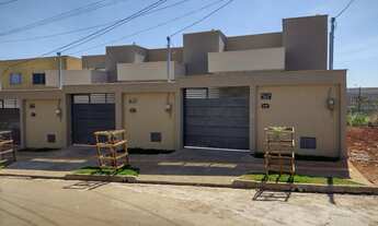 Imagem 4: Casa para venda possui 77 metros quadrados com 2 quartos em Residencial Petrópolis - Goiân