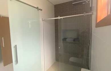 Imagem 3: Casa para venda possui 152 metros quadrados com 3 quartos em Residencial Lagos D'Icar