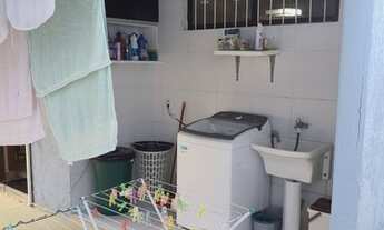 Imagem 4: Casa com 5 Quartos e 1 Suite, Piscina Privativa e Varanda Porteira Fechada- Ipitanga (SM