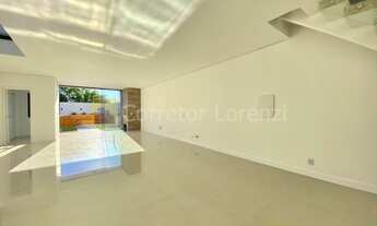 Imagem 2: Casa para venda tem 221 metros quadrados com 3 quartos em Boa Vista - Novo Hamburgo - RS