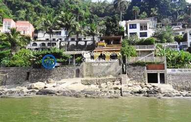 Imagem 5: Casa-Frente MAr 400M² 3 dormitórios(1suíte),deck com churrasq-3vagas